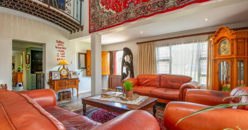 4 Bedroom Property for Sale in Stilbaai Wes Western Cape